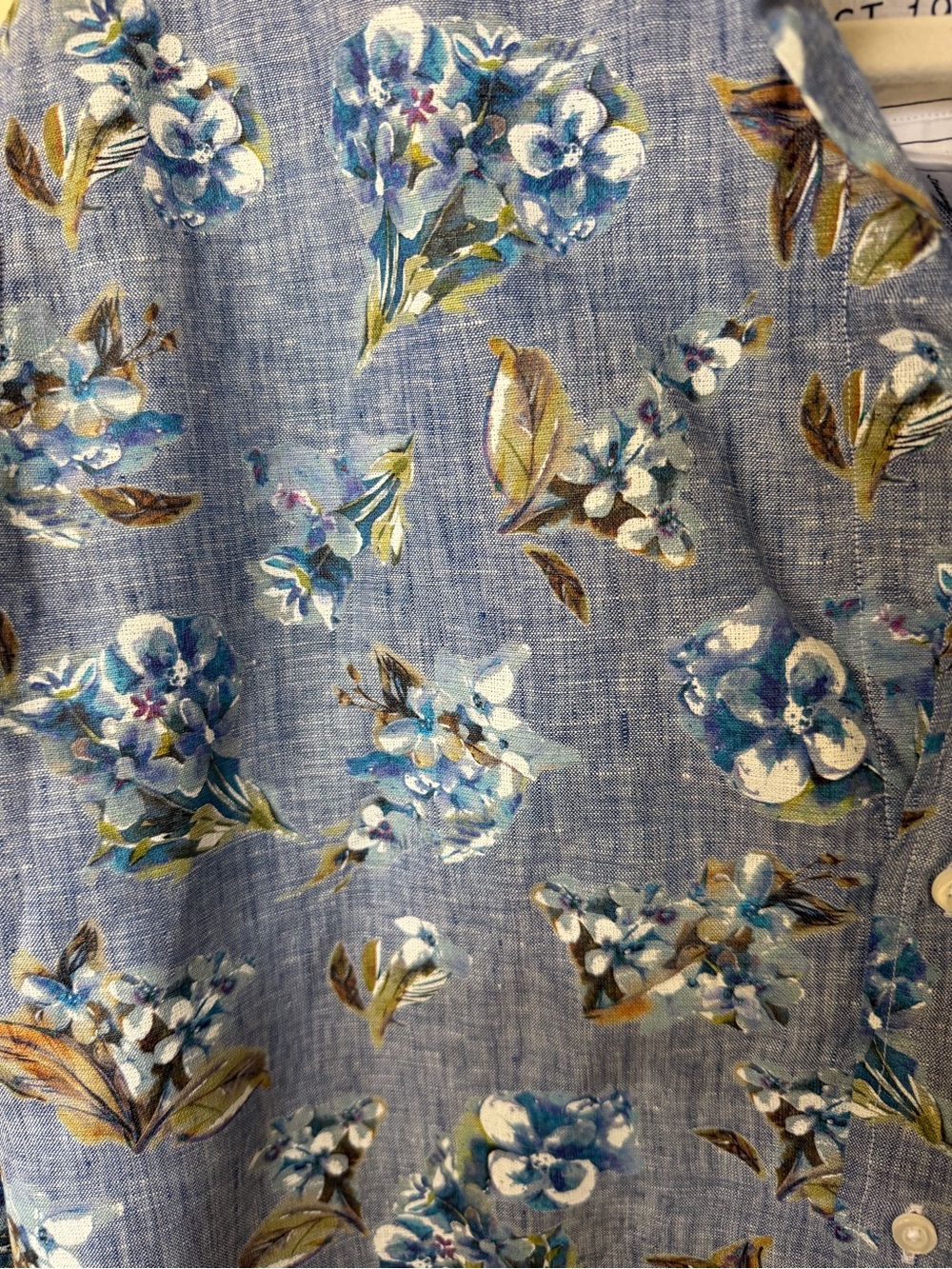 Frank & Eileen “The Rosie” Short Sleeve Button-Down Shirt - Picture 5 of 10
